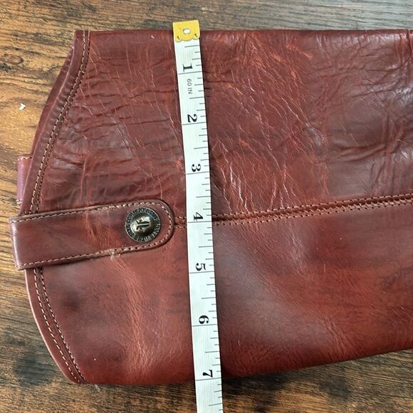 Frye Melissa Button 2 Tall Cognac Brown Leather
Riding Boots Size 7.5 - Picture 14 of 15